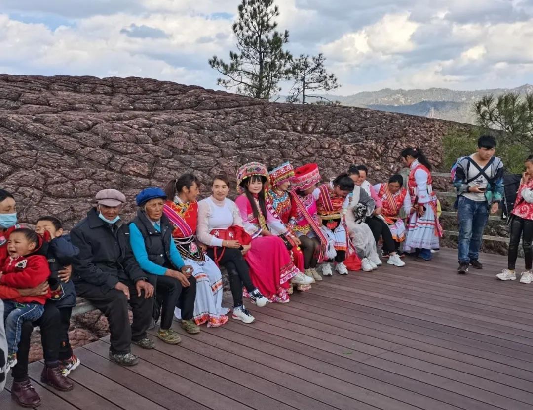 來(lái)老君山，把過(guò)年吃下的卡路里通通甩開