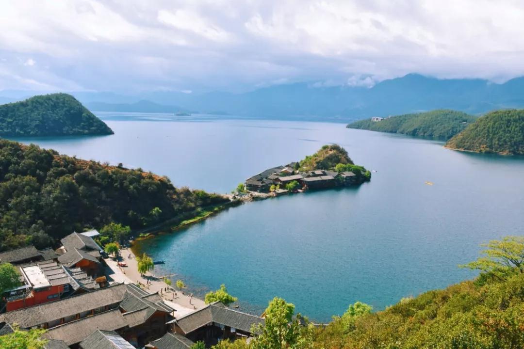 不到里格半島，不算來過瀘沽湖！  麗江傳媒公司