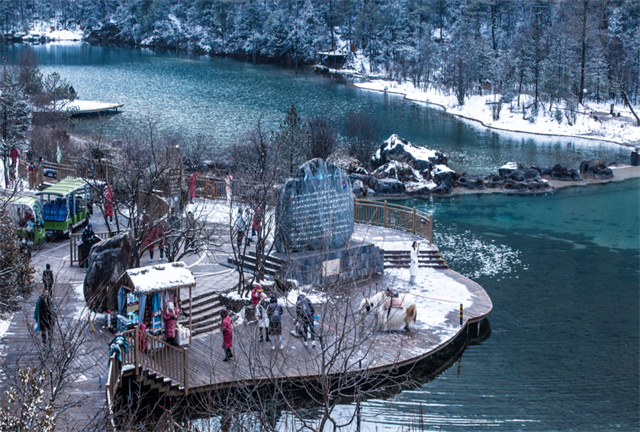麗江旅游；新的一年，定要去見玉龍雪山一面！